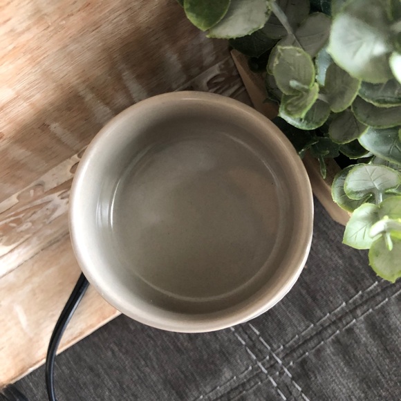 Farmhouse Wax Burner - SOLD - Picture 3 of 4